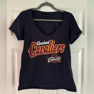 Cleveland Cavaliers Kevin Love Women’s V-Neck Tshirt